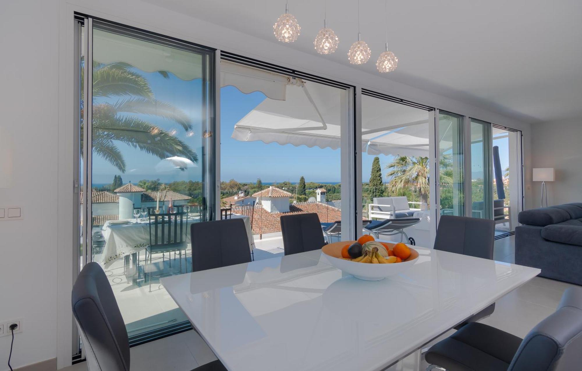 Near In With Heated Pool Villa
