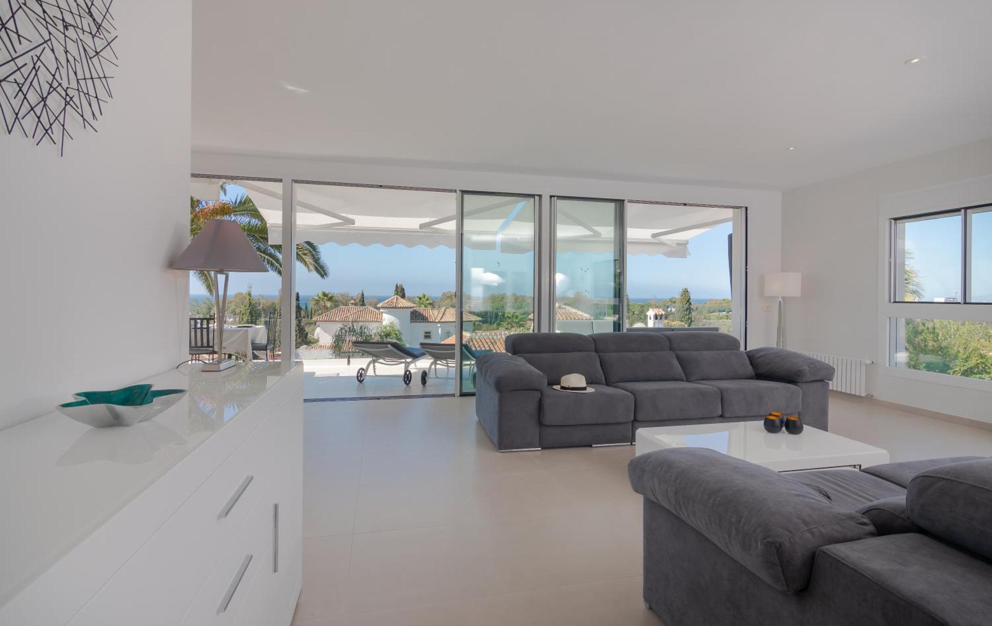 Villa Near In With Heated Pool